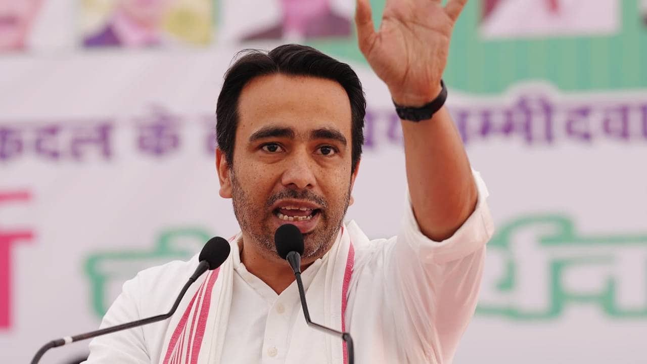 'गोली मार दूंगा, तुम्हारे दौरे की...', मोहम्मद इस्माइल ने केंद्रीय मंत्री जयंत चौधरी को दी जान से मारने की धमकी, आवास पर बढ़ाई गई सुरक्षा