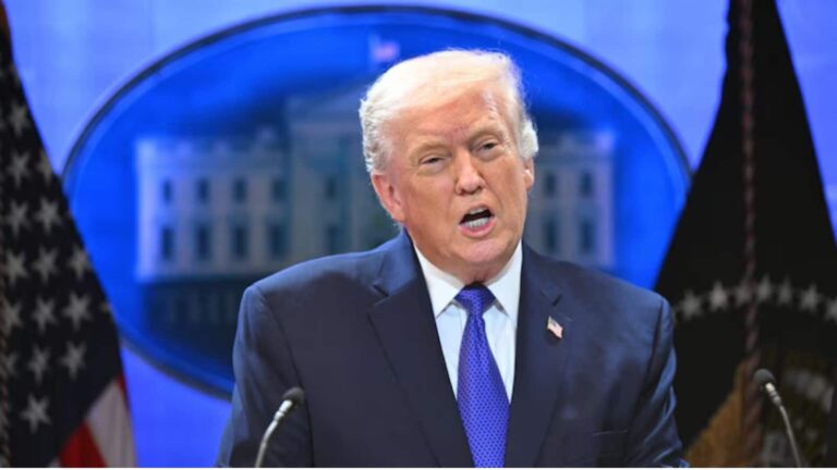 Donald Trump: 'मजे के लिए फिर करेंगे हमला...', ट्रंप ने खर्ग द्वीप पर हमले को लेकर दी नई धमकी; ईरान ने बताया अर्थव्यवस्था पर हमला