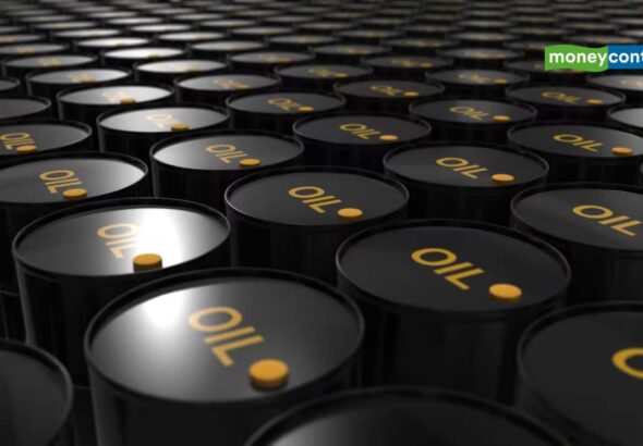 Crude Oil Impact : कच्चे तेल में उछाल से बाजार में हाहाकार, जानिए क्रूड की चाल पर क्या है जेपी मॉर्गन की राय