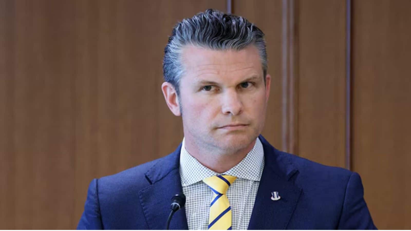 लॉबस्टर, किंग क्रैब से लेकर आईपैड तक, ईरान पर हमले से पहले पेंटागन ने खाने-पीने और विलासिता पर उड़ाए ₹7.8 लाख करोड़