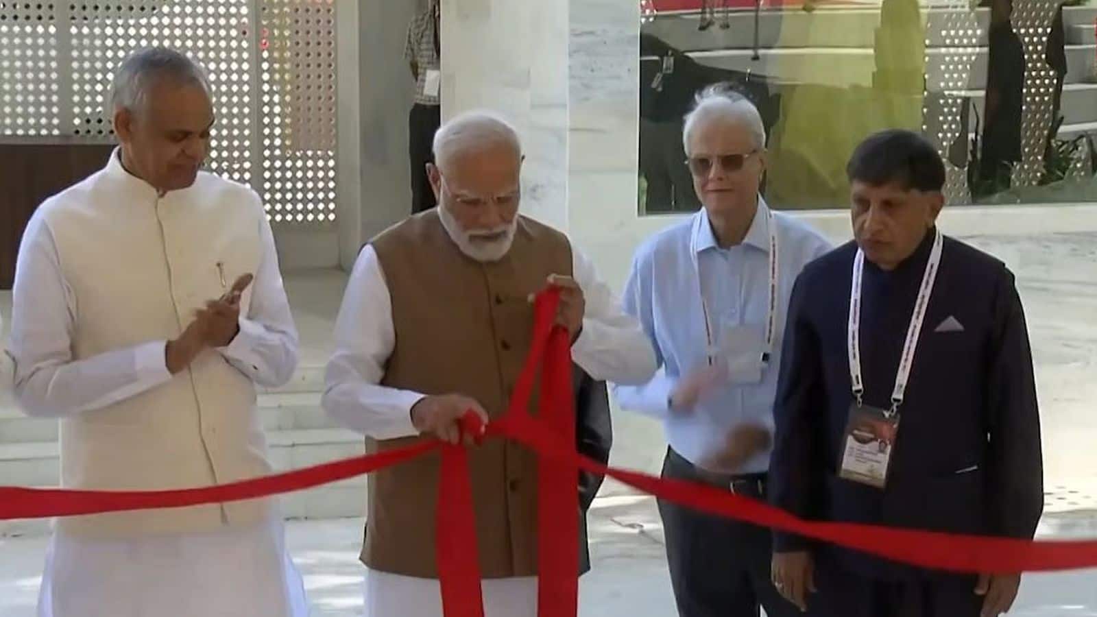 PM Modi Gujarat Visit: महावीर जयंती पर पीएम मोदी का बड़ा कदम, गांधीनगर में 'सम्राट संप्रति म्यूजियम' का किया उद्घाटन