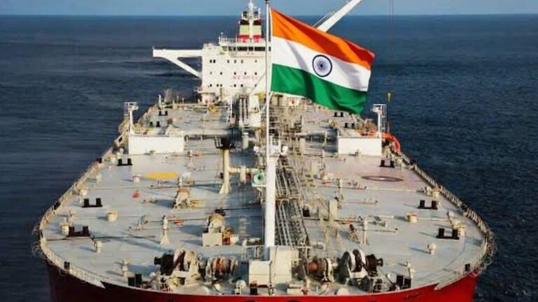 जहाजों के ट्रांसपोंडर ऑफ, कोई नहीं कर सकता था ट्रैक, होर्मुज स्ट्रेट से गुजर कर ऐसे भारत पहुंचा 30 लाख बैरल तेल