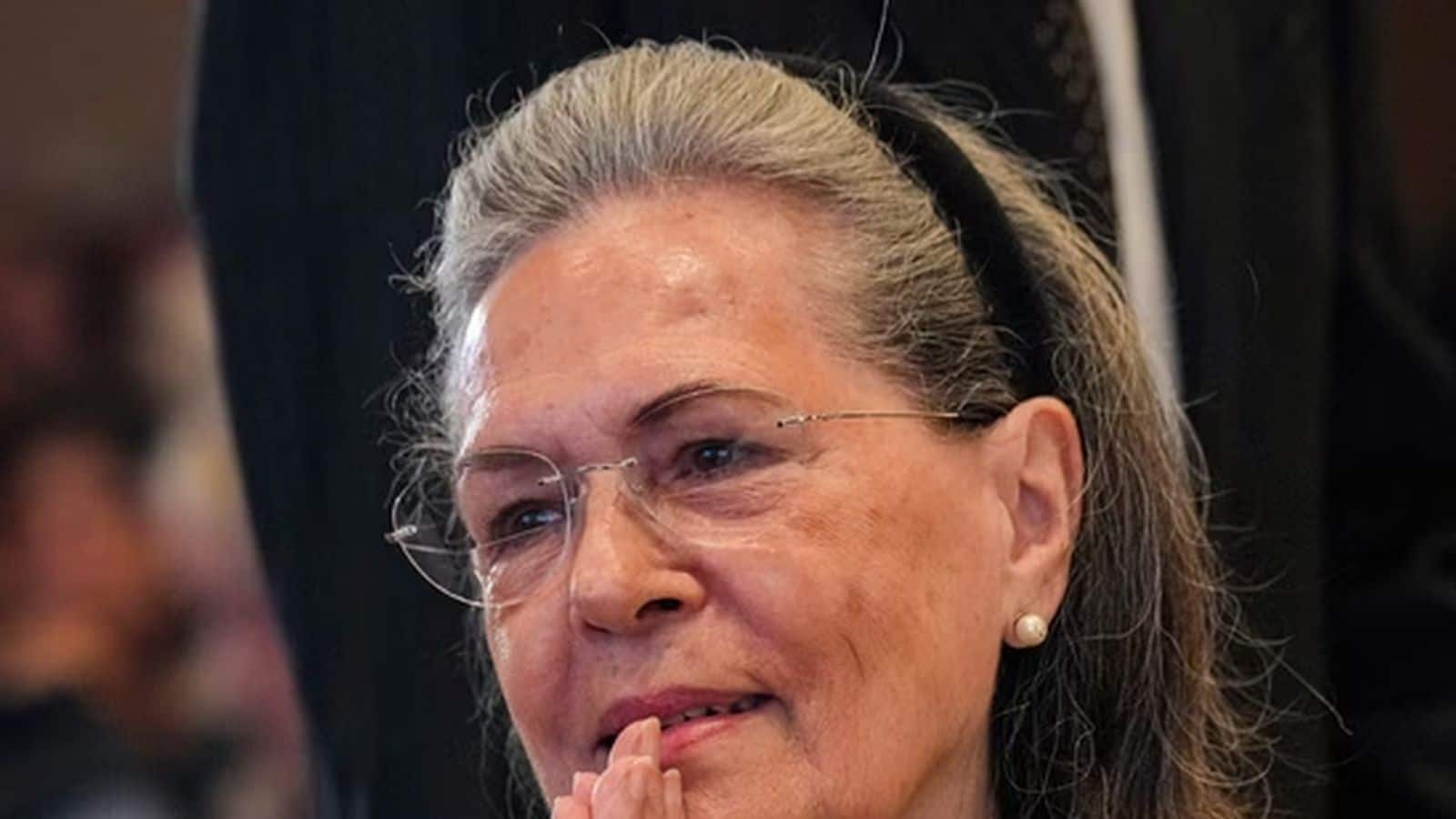 Sonia Gandhi admitted: सोनिया गांधी की बिगड़ी तबीयत, दिल्ली के गंगा राम अस्पताल में भर्ती