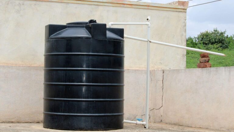 Tips & Tricks: 45°C में भी टंकी का पानी रहेगा बर्फ जैसा ठंडा, बस करें ये काम!