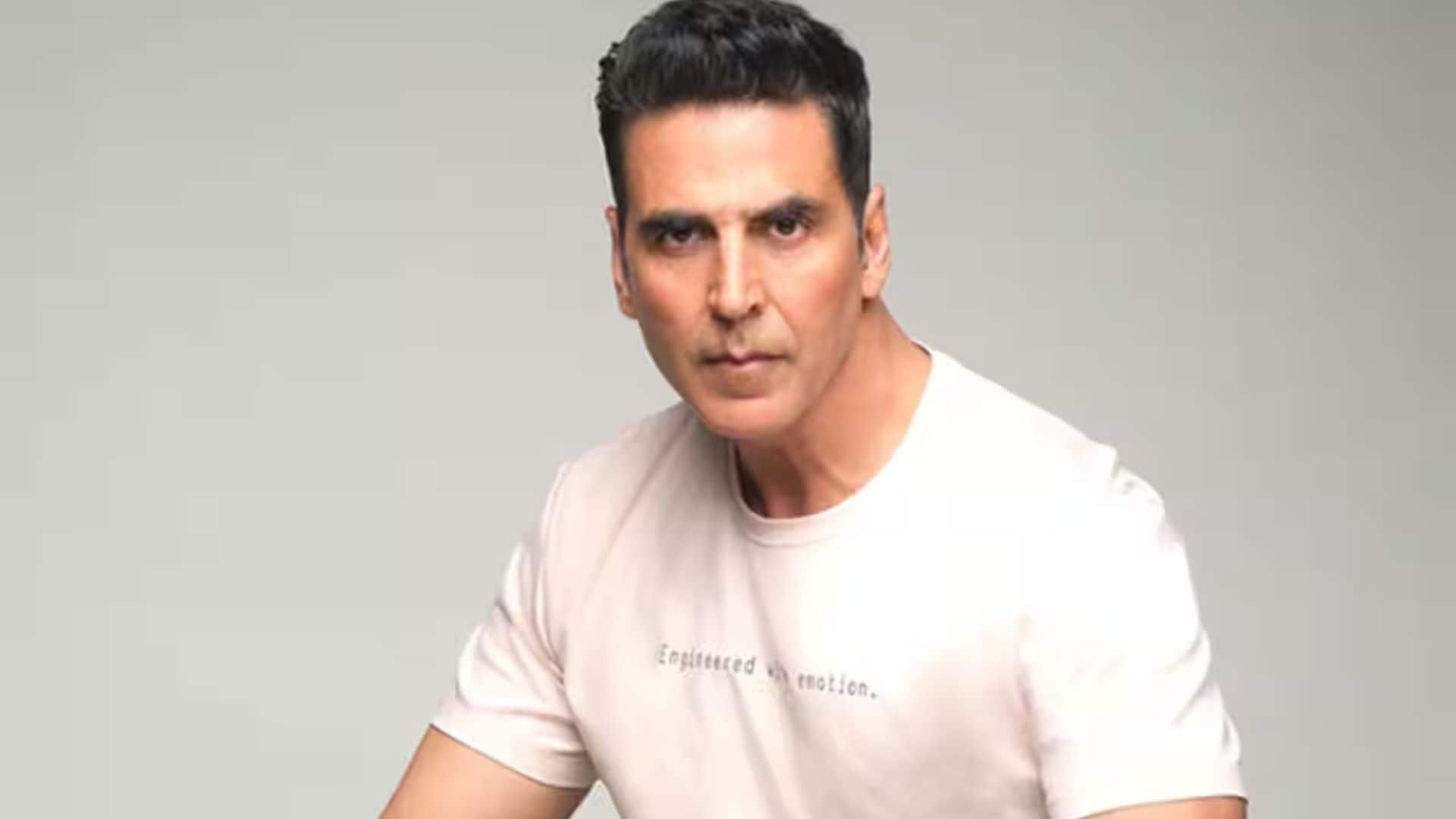 Akshay Kumar: "पढ़े-लिखे लोगों के सामने छोटा महसूस करता हूं", अक्षय कुमार ने अपनी कम शिक्षा पर झलकाया दर्द, फैंस को दी खास सलाह