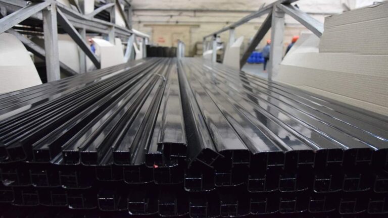 Israel-Iran War: 4 साल के हाई पर पहुंची एल्यूमीनियम की कीमत, लंबी चली लड़ाई तो सप्लाई को होगा और नुकसान