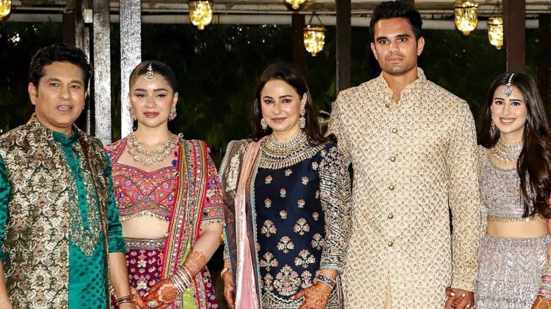 Arjun Tendulkar Mehndi: धूमधाम से सेलिब्रेट हुई अर्जुन तेंदुलकर की मेहंदी सेरेमनी, क्रिकेटर्स और बॉलीवुड सितारों से सजी महफिल