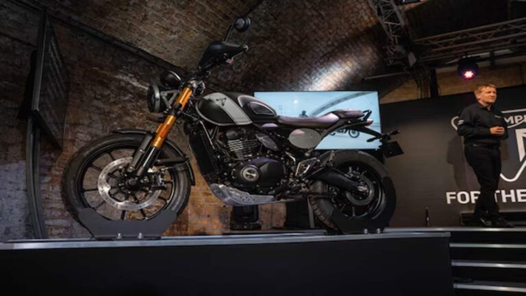 Bajaj Auto Shares: महाराष्ट्र के ऐलान पर शेयर धड़ाम, 4% की गिरावट, ब्रोकरेज ने किया सतर्क