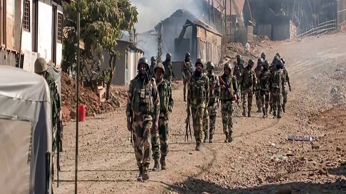 भारतीय सेना की चौकी पर ताबड़तोड़ फायरिंग, गोलीबारी के बाद सुरक्षाबलों ने इलाके को घेरा; मणिपुर पुलिस ने क्या बताया?