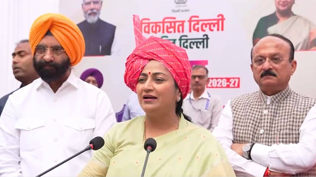 Delhi Budget 2026: साफ हवा, बेहतर पढ़ाई और मजबूत स्वास्थ्य सेवा... CM रेखा गुप्ता ने बताया कैसा होगा दिल्ली का बजट