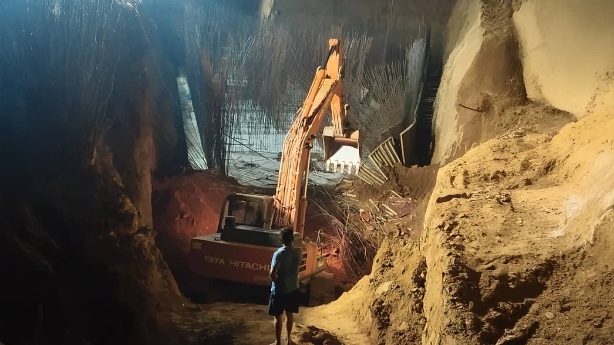 Haryana: गुरुग्राम में बड़ा हादसा, निर्माणाधीन सोसाइटी की दीवार गिरने से 7 मजदूरों की मौत; मलबे में दबने से कई गंभीर रूप से घायल