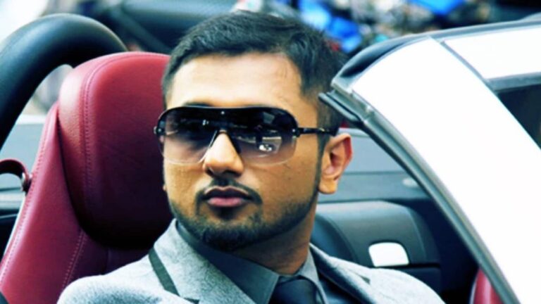 Honey Singh: मुंबई कॉन्सर्ट में हनी सिंह 9 करोड़ रुपये की रोल्स रॉयस में बैठ स्टेज पर पहुंचे, सोशल मीडिया पर वायरल हुआ वीडियो