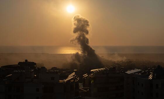लेबनान: हिंसक टकराव के बीच विस्थापन जारी, स्वास्थ्य सेवाओं पर बढ़ता दबाव