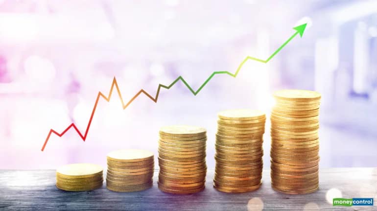 म्यूचुअल फंड्स, एआईएफ जैसे मार्केट-लिंक्ड प्रोडक्ट्स में बढ़ रही लोगों की दिलचस्पी