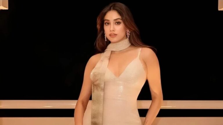Janhvi Kapoor: करण जौहर की एजेंसी से जाह्नवी कपूर हुई बाहर,  फ्यूचर को लेकर कही ये बात
