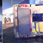 Delhi: करोल बाग में हनुमान मूर्ति गोल-चक्कर पर बड़ा हादसा, यात्रियों से भरी बस पलटी; कई की मौत, दर्जन से ज्यादा यात्री घायल