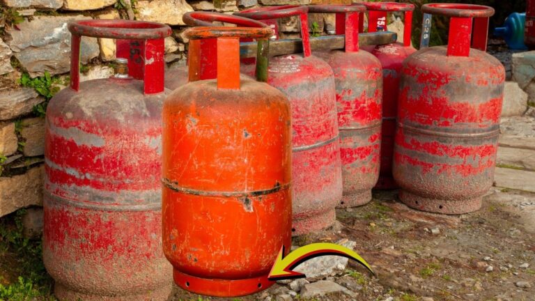 Commercial LPG cylinder Shortage : मुंबई के 20% होटल बंद, 50% जल्द ही हो सकते हैं बंद : होटल एसोसिएशन