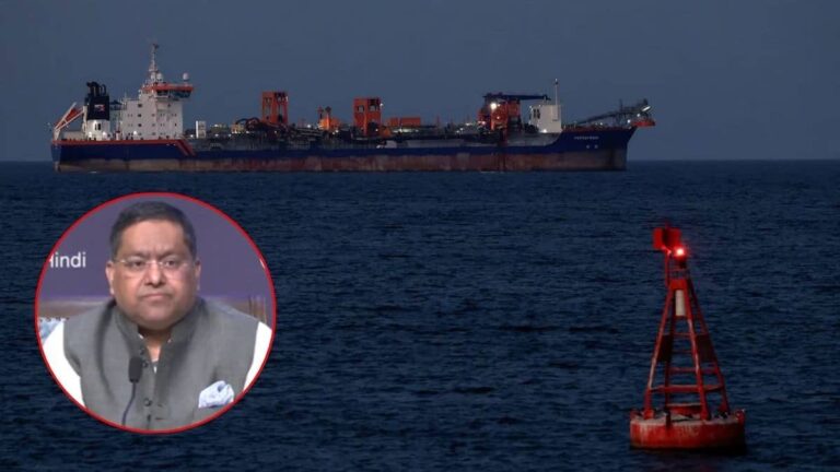 LPG Gas Crisis: गैस की किल्लत के बीच सरकार का बड़ा दावा; 92,700 मीट्रिक टन एलपीजी लेकर भारत आ रहे 'शिवालिक' और 'नंदा देवी'