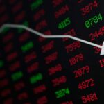 Nifty मार्च में 8 सेशंस में 6 में गिरकर बंद हुआ, क्या गिरावट जारी रहेगी या बदलेगी बाजार की चाल?