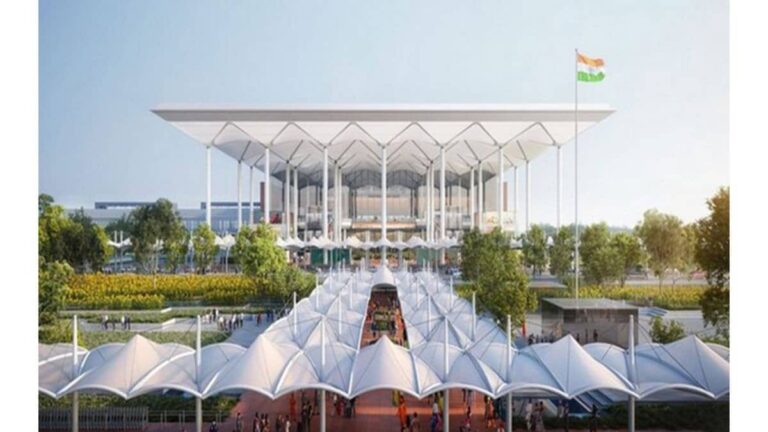 28 मार्च को PM Modi करेंगे नोएडा इंटरनेशनल एयरपोर्ट का उद्घाटन, जानें शुरुआती क्षमता और भविष्य की योजना