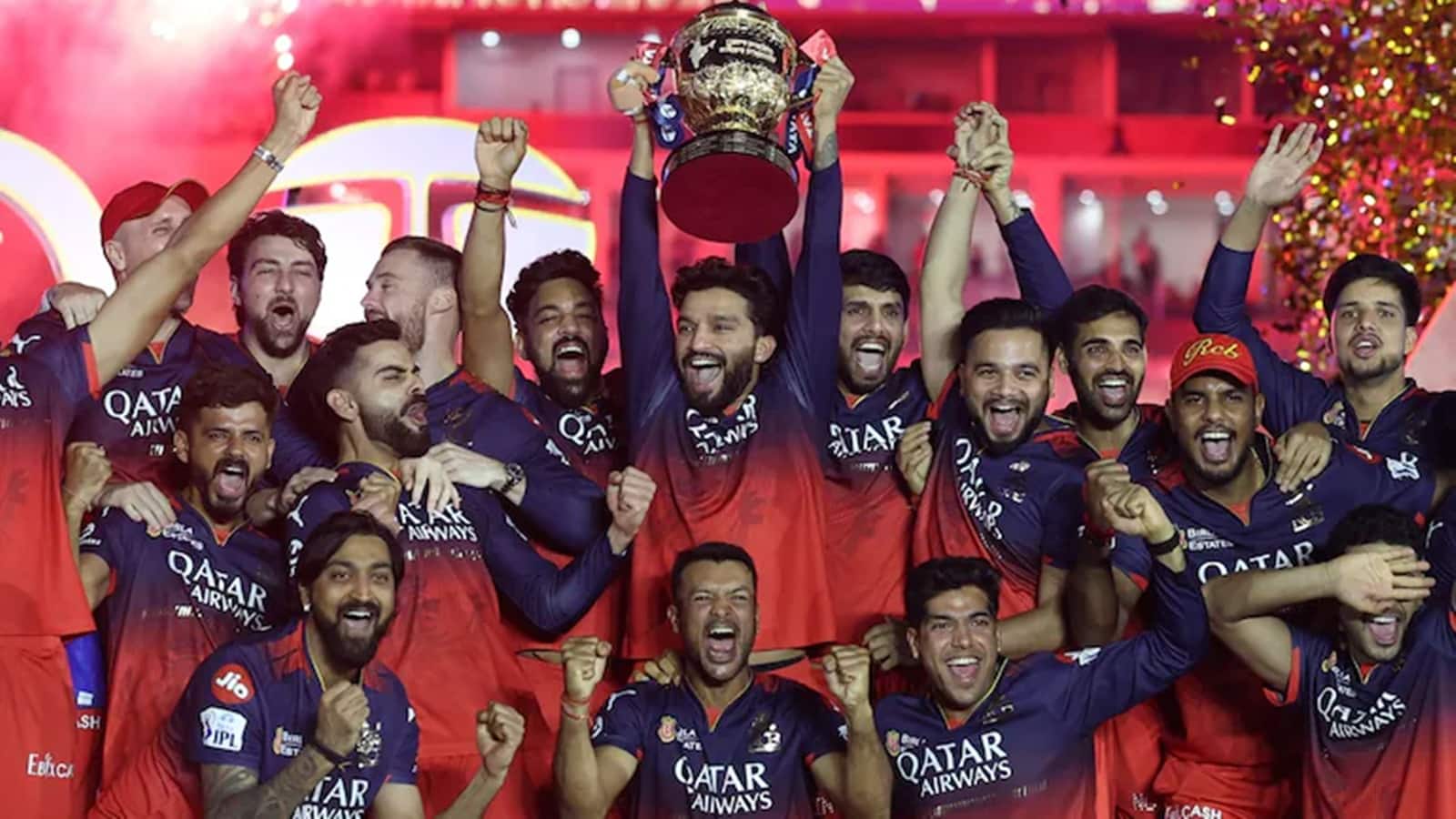 United Spirits के शेयर धड़ाम, RCB को ₹16600 करोड़ में बेचने पर आए 3% नीचे