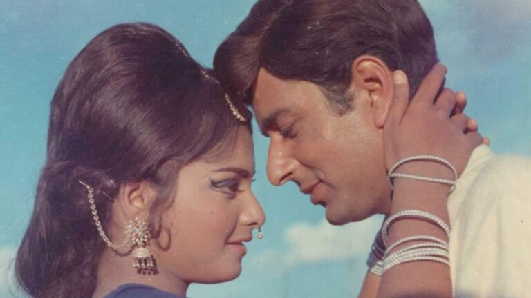 Cinema Ka Flashback: अमिताभ बच्चन से भी पहले इस को-स्टार के साथ रेखा ने जमाई थी केमिस्ट्री, लेकिन घमंड ने करियर को कर दिया तबाह