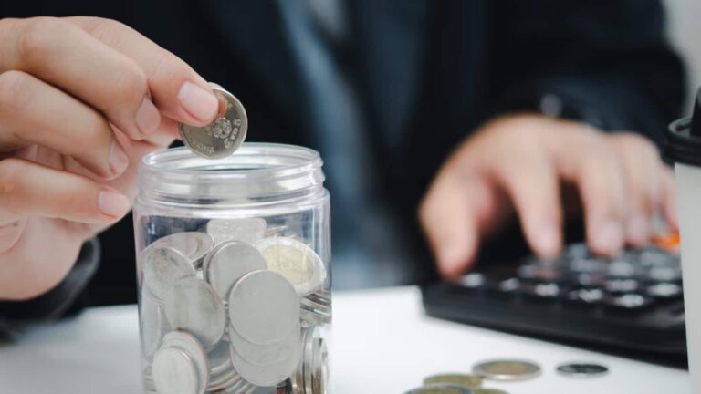 Retirement Planning Fund: कितना बड़ा रिटायरमेंट फंड आपके लिए पर्याप्त होगा?