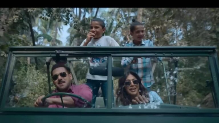 Battle of Galwan: 'बैटल ऑफ गलवान' के गाने 'मैं हूं' है बेहद खास, सलमान खान ने अपनी 1941 की विंटेज जीप का दिखाया जलवा