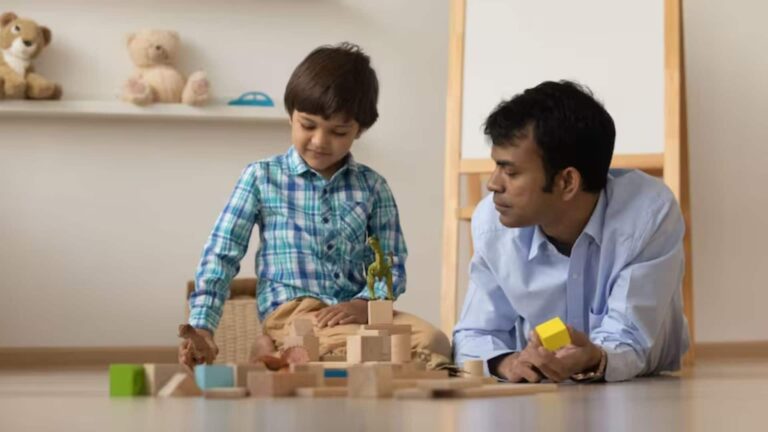 FD Rates: सूर्योदय स्मॉल फाइनेंस बैंक एफडी पर दे रहा है 8.25% का इंटरेस्ट, जानिये कितने टाइम के लिए करना होगा इन्वेस्ट