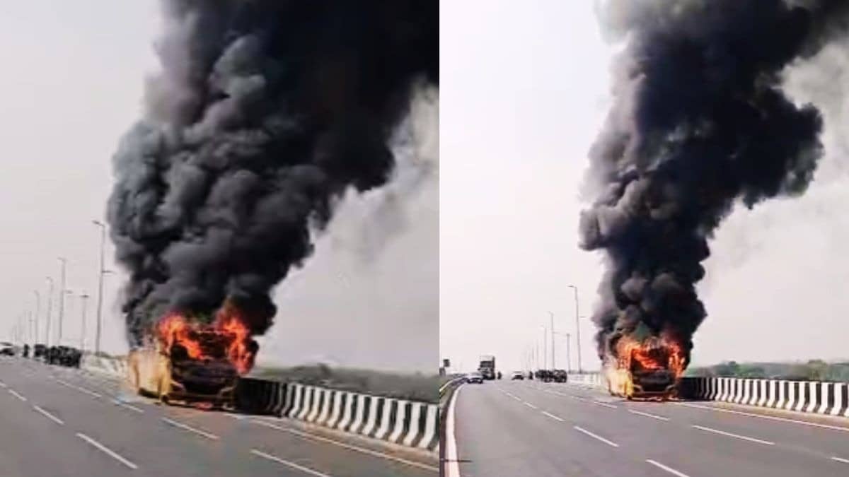 Mathura: चलती स्कूली बस बनी आग का गोला, छुट्टी के बाद बच्चों को छोड़ने जा रही थी घर; बाल-बाल बची मासूमों की जान- VIDEO