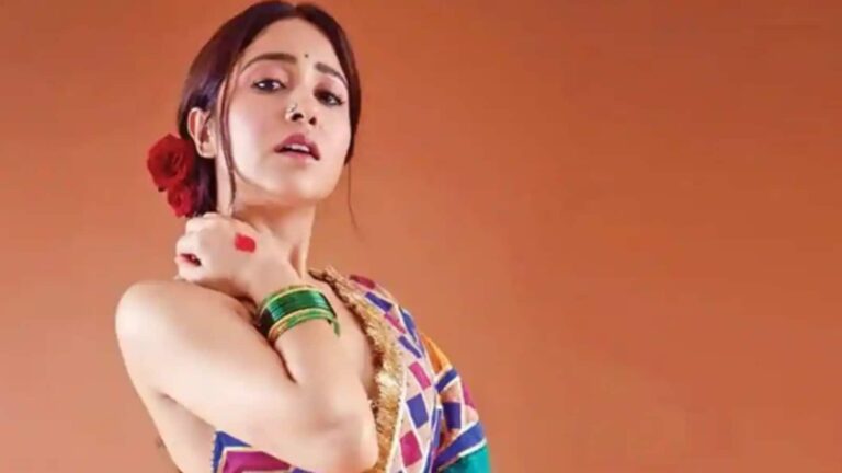 Navratri Special: कंजक, हलवा-पूड़ी की दीवानी हैं मिर्जापुर की गोलू, श्वेता त्रिपाठी ने किया रिवील कैसे करती हैं नवरात्र सेलिब्रेट