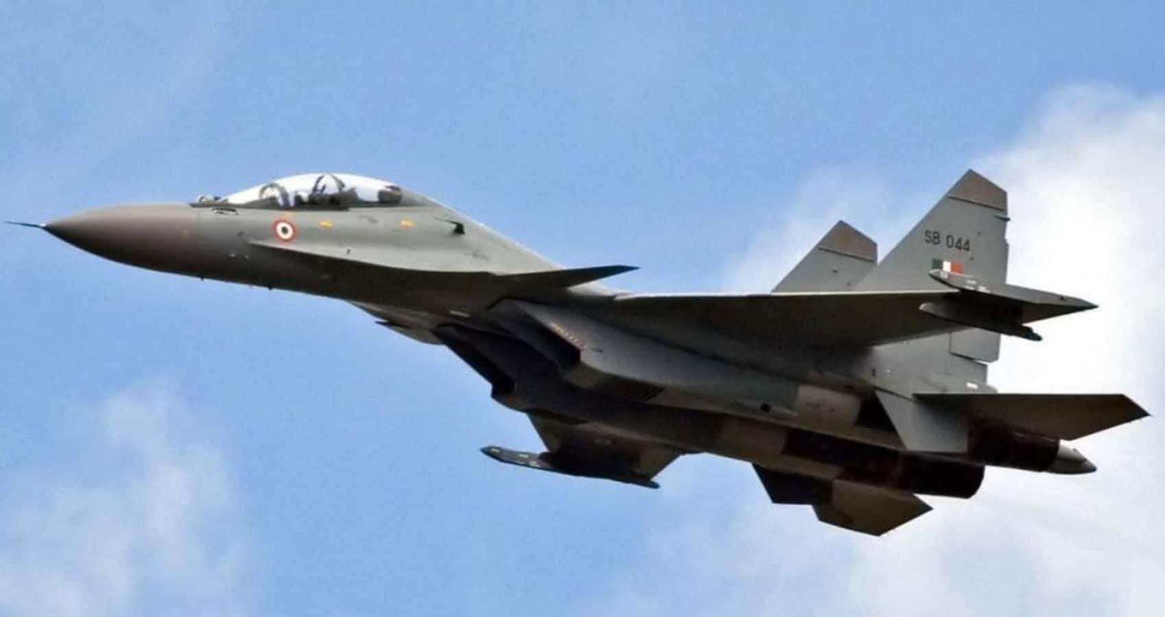 Su-30MKI Crash Assam: असम में वायुसेना का Su-30MKI विमान दुर्घटनाग्रस्त, पायलट लापता, तलाशी अभियान जारी