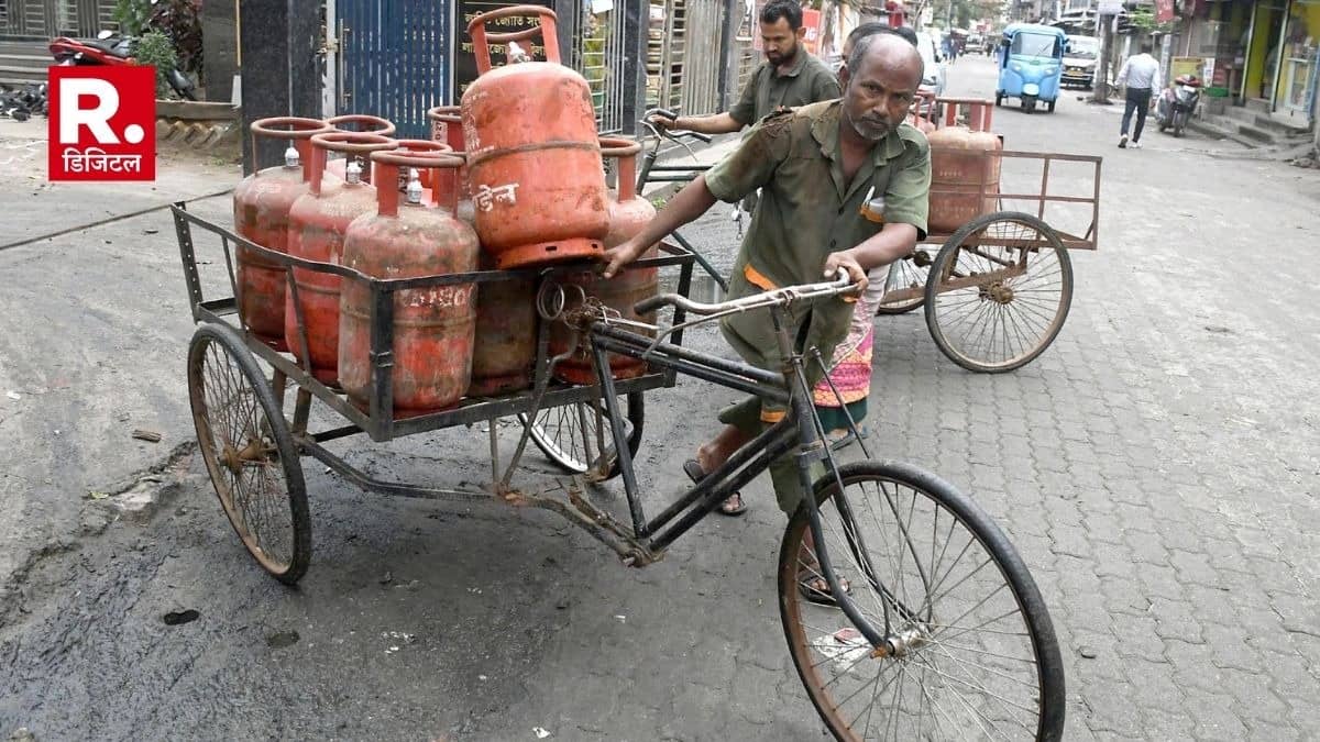 PNG कनेक्शन वालों को नहीं मिलेगा LPG सिलेंडर, रिफिल भी बंद, पेट्रोलियम मंत्रालय ने नियमों में किया बदलाव