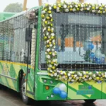 दिल्ली-NCR के लोगों को CM रेखा गुप्ता ने दी सौगात, 'कश्मीरी गेट टू गाजियाबाद' नए रूट पर चलेंगी 300 इलेक्ट्रिक बसें, सफर हुआ आसान