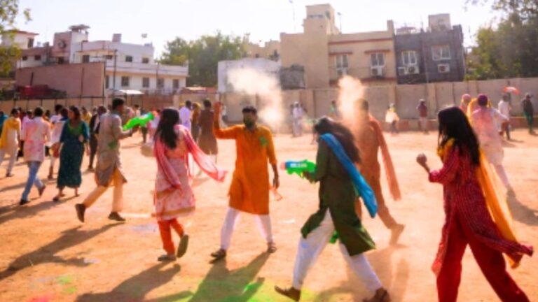 दिल्ली-NCR में होली पर कैसा रहेगा मौसम? उत्तर भारत के कई हिस्सों में सामान्य से ज्यादा रहेगा तापमान, जानें IMD का ताजा अपडेट