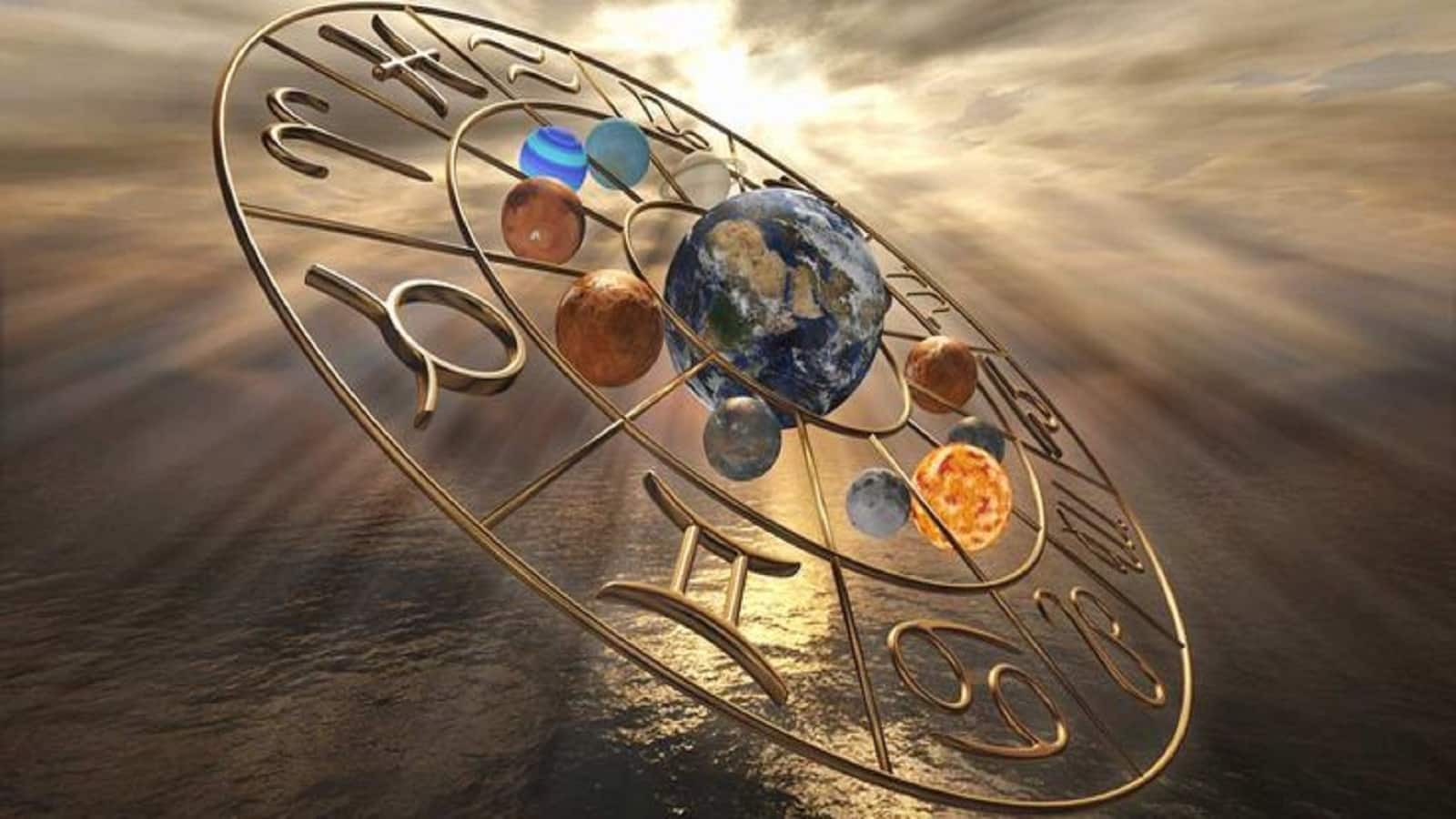 Budhaditya Rajyog 2026: बुध और सूर्य के संयोग से राजा की तरह सुख भोगेंगे 3 राशियों के जातक, जानें कब से बन रहा बुधादित्य राजयोग