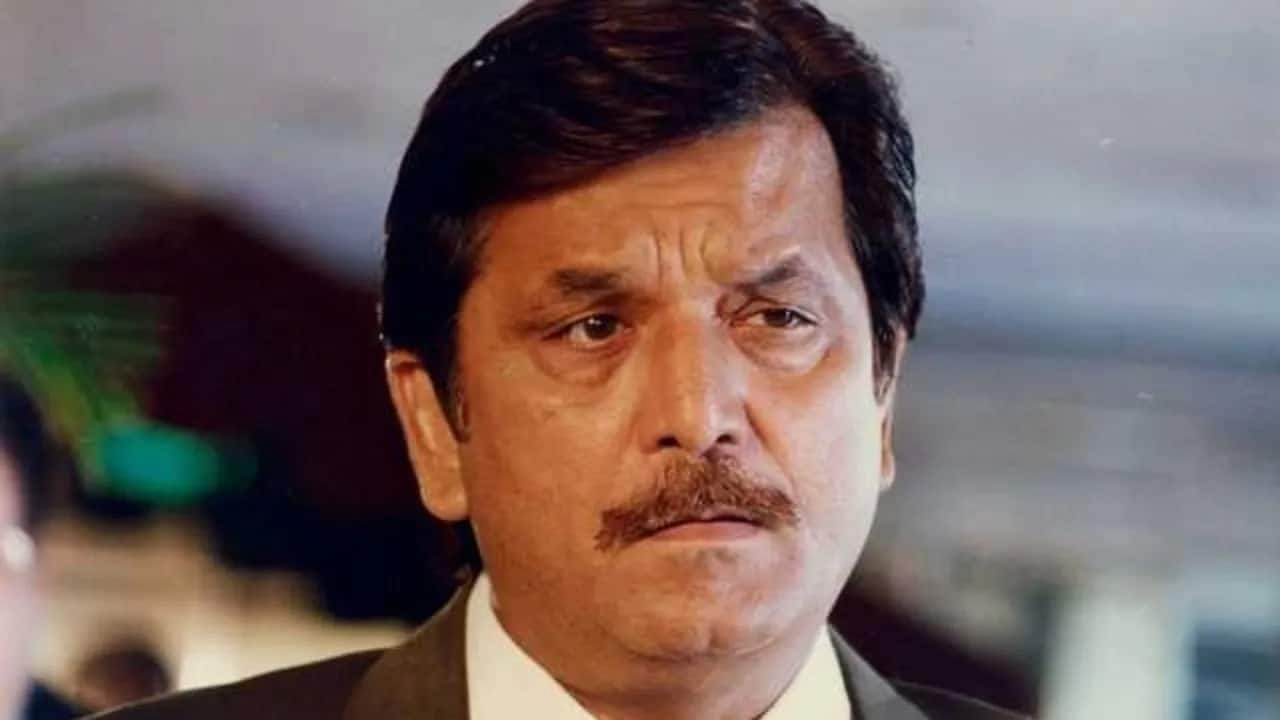 Bharat Kapoor: बॉलीवुड के दिग्गज एक्टर भरत कपूर का निधन, 80 साल की उम्र में दुनिया को कहा अलविदा