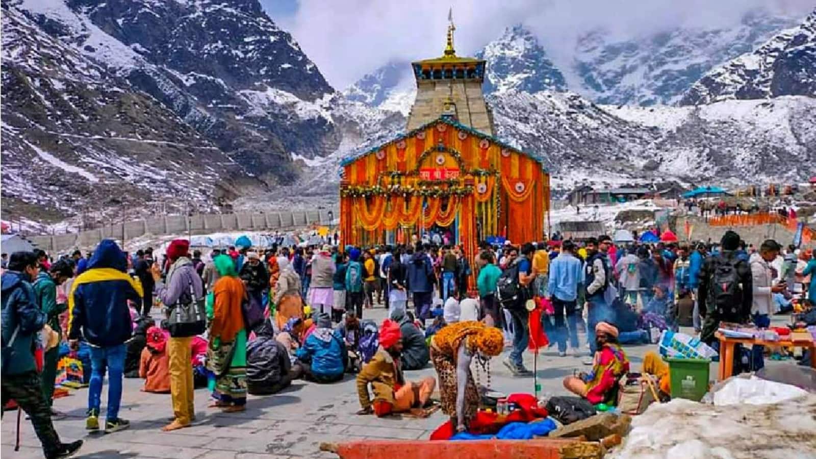 Kedarnath Mobile Phone Ban: केदारनाथ मंदिर में मोबाइल फोन को लेकर बदल गया नियम, इस नए अपडेट के बारे में जान लें श्रद्धालु