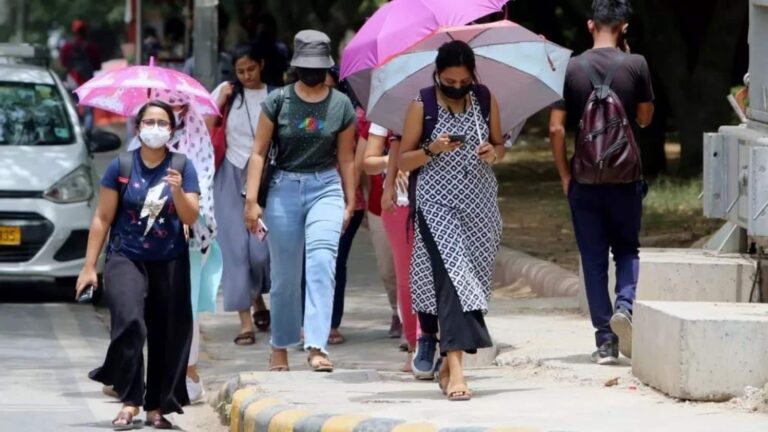 Delhi Weather Update: दिल्ली में 11 साल बाद अप्रैल का सबसे ठंडा दिन, अब 10°C तक बढ़ेगा तापमान, IMD ने जारी किया अलर्ट