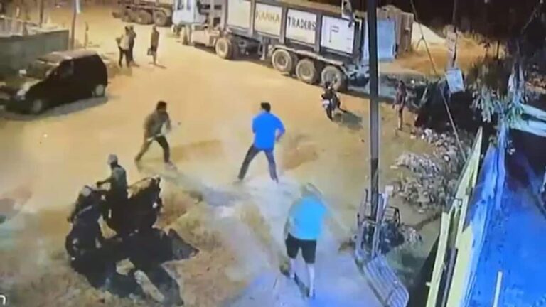 Ghaziabad: पत्नी के साथ अफेयर का शक... युवक ने पड़ोसी का किया तालवार से हमला, काट डाला कान