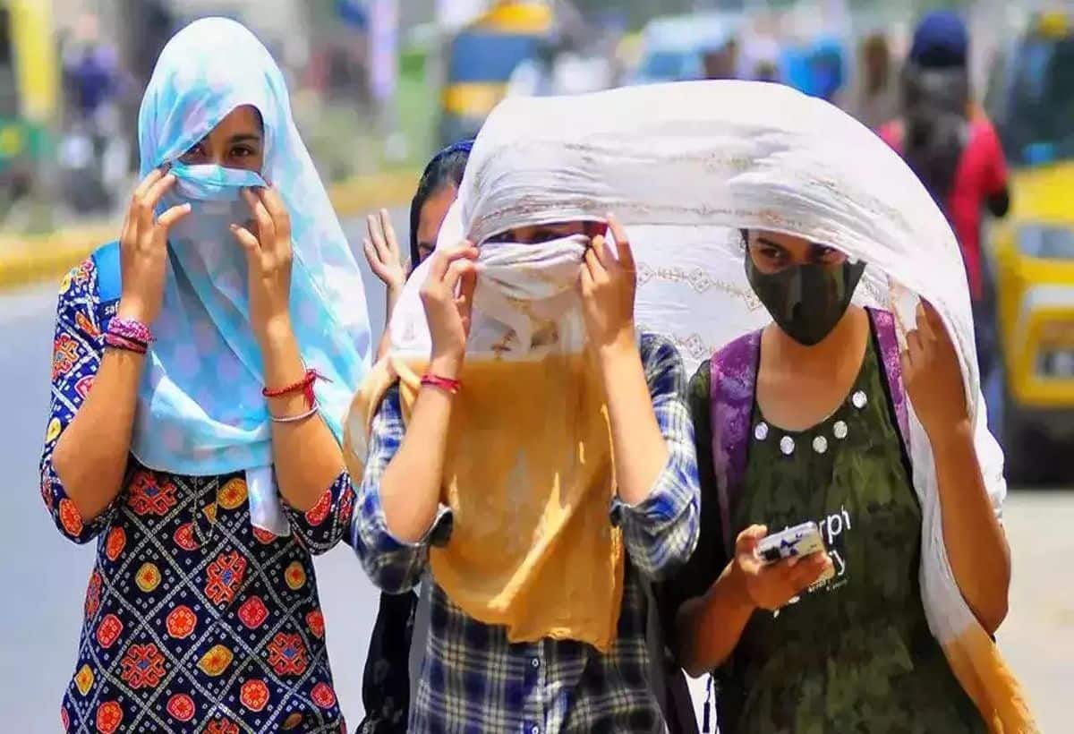 Weather News: कहीं बारिश तो कहीं तेज गर्मी करेगी परेशान...बदलते मौसम को लेकर IMD ने जारी किया बड़ा अलर्ट!