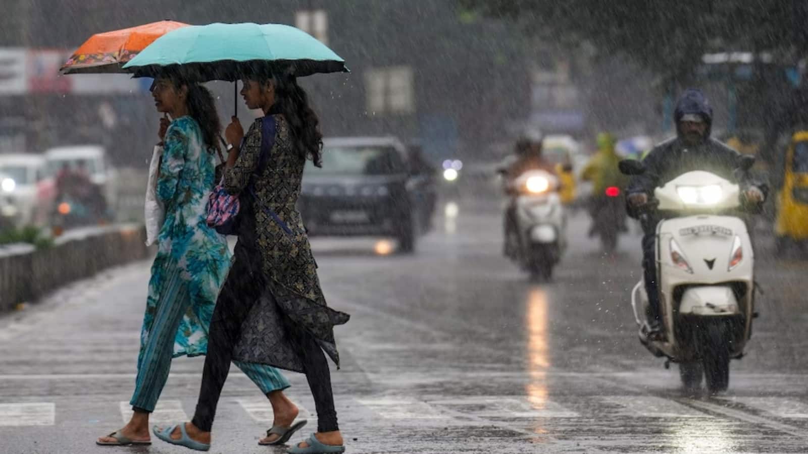 IMD Heavy Rain Alert: 18 से 21 अप्रैल के बीच इन राज्यों में भारी बारिश का अलर्ट, दिल्ली-NCR में मौसम विभाग का ये अनुमान