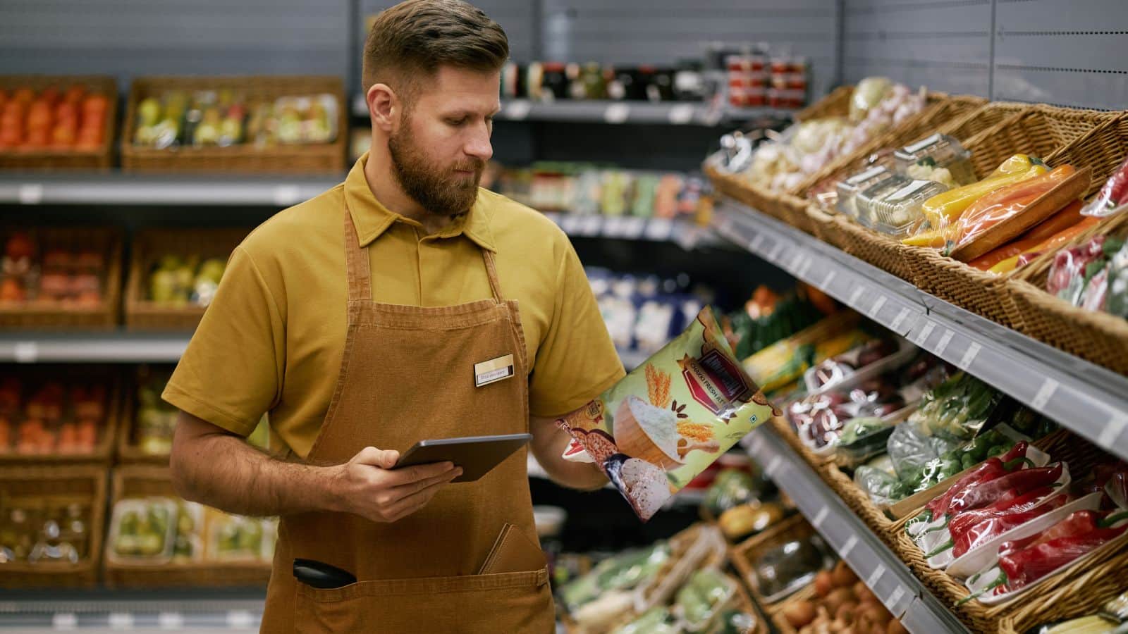 ईरान में महंगाई ने तोड़ा रिकॉर्ड, 1KG आटे और मटन के दाम सुनकर उड़ जाएंगे होश