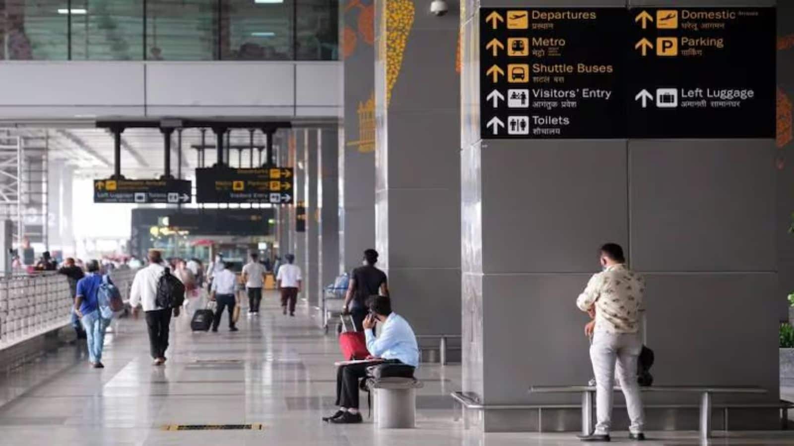 तेल के दाम बढ़ने से हवाई सफर हुआ महंगा, युद्ध के बीच पर्यटकों को लुभा रहे डोमेस्टिक डेस्टिनेशन