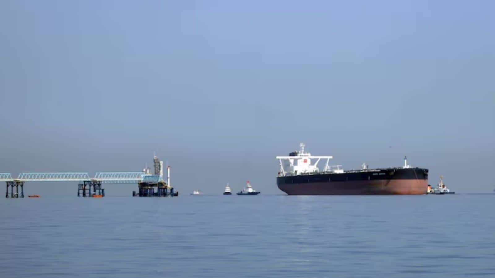 होर्मुज में सहयोगियों को भी ईरान नहीं दे रहा सेफ पैसेज, चीनी जहाज 'Sun Profit' को बीच रास्ते से लौटाया