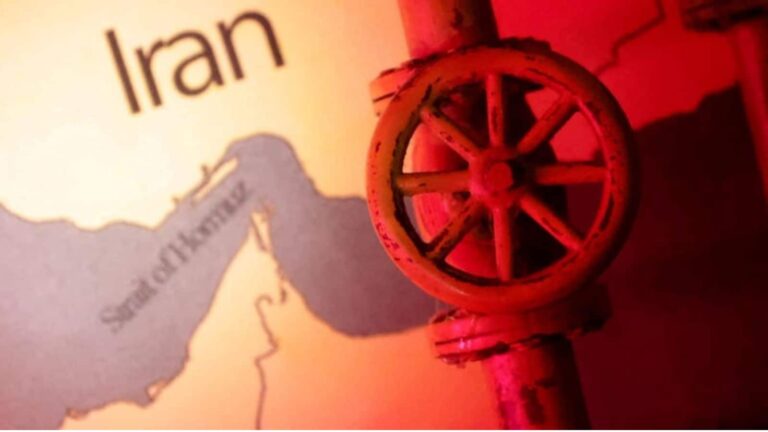Hormuz Closed: ईरान ने फिर बंद किया होर्मुज स्ट्रेट, कहा- अमेरिका ने अपने वादों को पूरा नहीं किया
