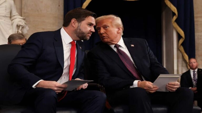 US-Iran War: ईरान युद्ध को लेकर ट्रंप को अंधेरे में रख रहा है पेंटागन! जेडी वेंस की इस आशंका ने बढ़ाई सुपरपावर की टेंशन