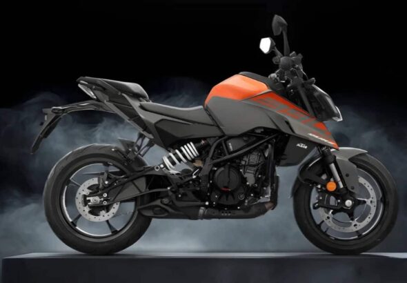 नई KTM 350 Duke और 350 Adventure लॉन्च, GST छूट से 390 Twins हुई सस्ती