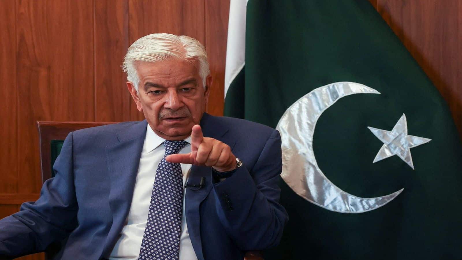 India-Pakistan Conflict: 'पाकिस्तान अब कोलकाता पर हमला करेगा...'; पाक रक्षा मंत्री ख्वाजा आसिफ की नई गीदड़ भभकी