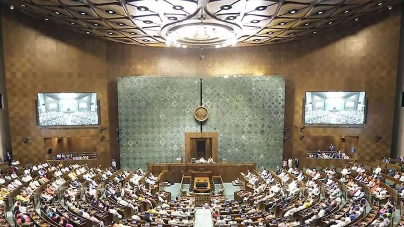 लोकसभा की सीट बढ़ा कर की जा सकती हैं 850, केंद्र सरकार संसद के विशेष सत्र में पेश करेगी बिल: रिपोर्ट